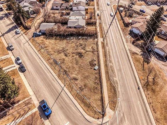 3rd image of 1916 & 1928 Home Rd NW