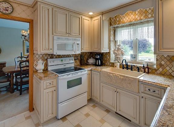 5th image of 4910 Quantico Ln N