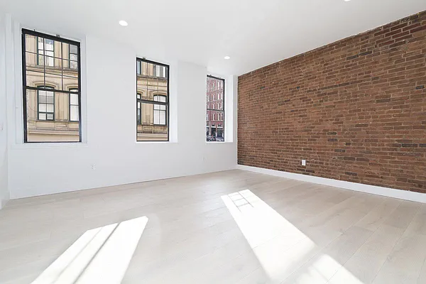 Rented by Compass | media 14