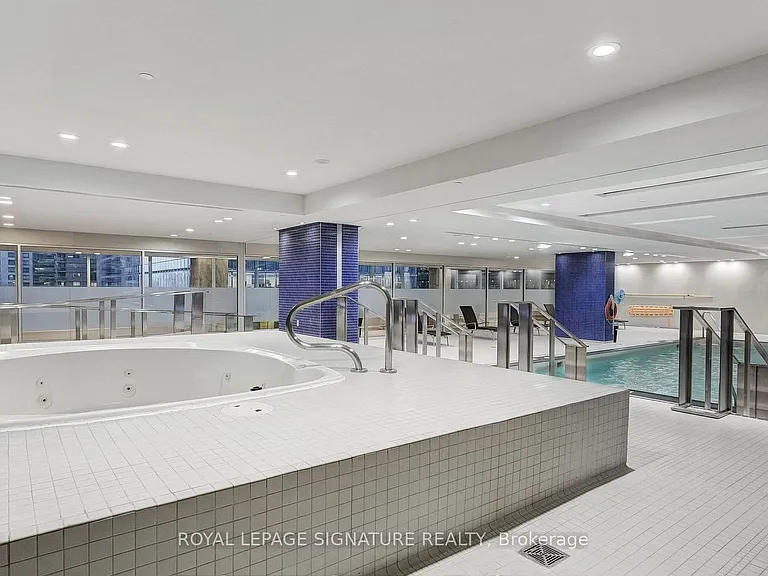65 Bremner Blvd #1310 — Photo 21
