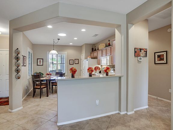 3rd image of 20451 N Sojourner Dr