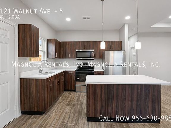 4th image of 4121 Walnut Ave #5