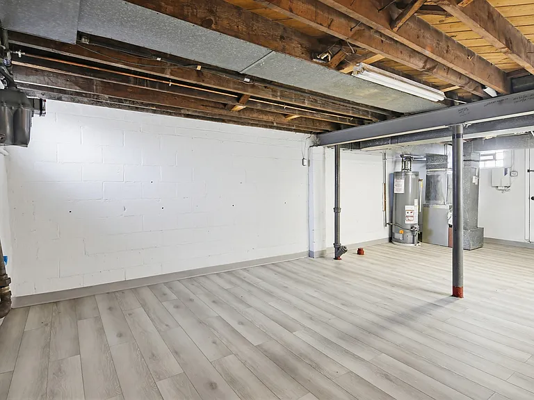 7536 Westfield Rd — Photo 25