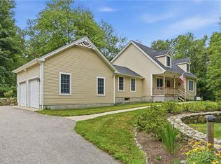 229 Huntinghouse Rd, Glocester, RI 02857