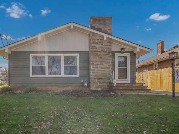 6175 Vernondale Dr, Parma Heights, OH 44130