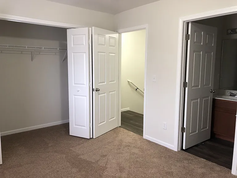 2539 Vienna Rd — Photo 11