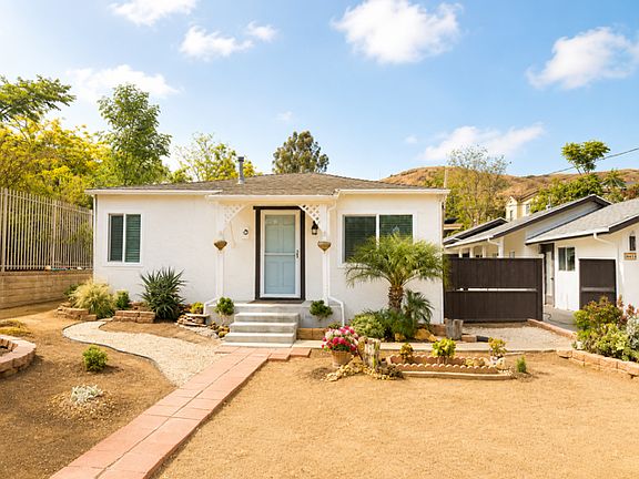 2nd image of 2665 Los Feliz Dr