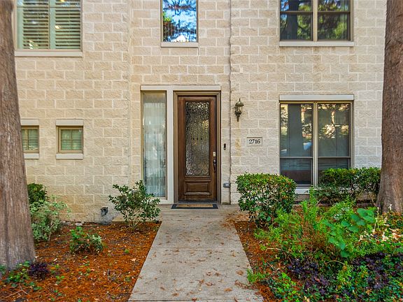 2nd image of 2716 Hibernia St