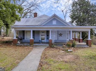 4160 Pea Ridge Rd, Cornelia, GA 30531