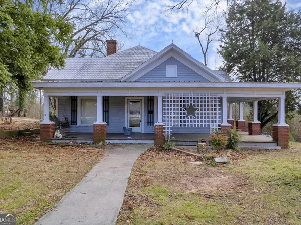 4160 Pea Ridge Rd, Cornelia, GA 30531