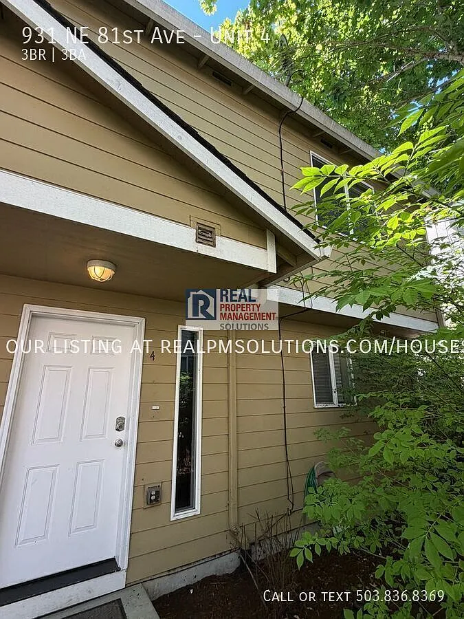 Spacious Home in Montavilla Neighborhood! — Photo 1