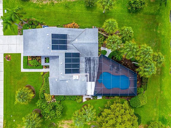 3rd image of 6724 Easton Ln