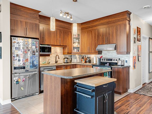 3rd image of 1316 Boulevard Maloney E #3