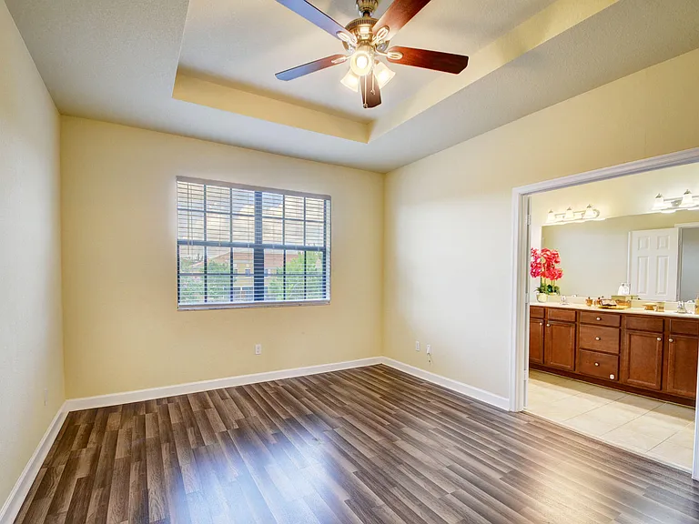 10385 Wellington Parc Dr — Photo 21