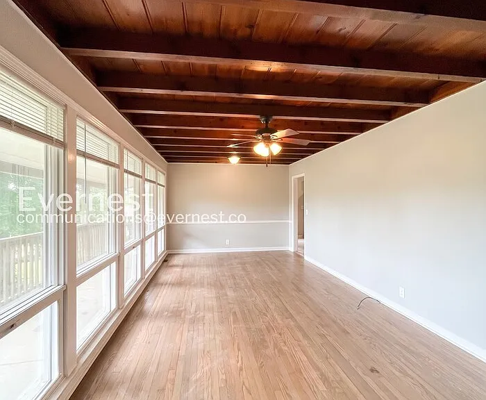 405 Cedarvalley Dr — Photo 19