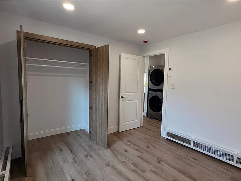 49 Seyfried Ave — Photo 49