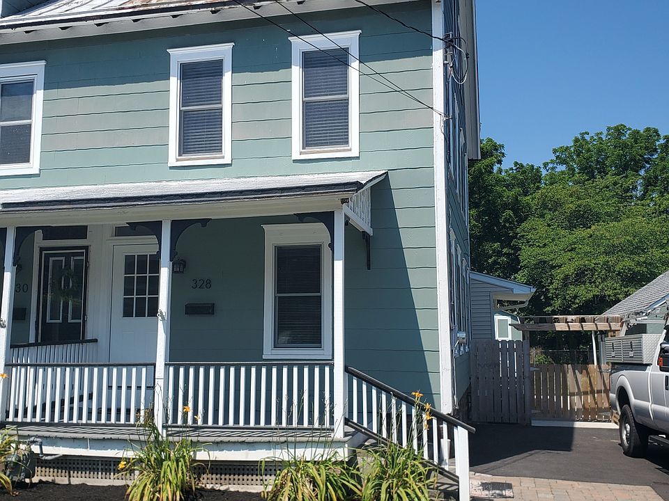 1st image of 328 S Lincoln Ave