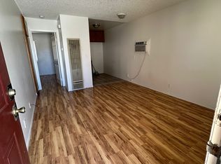 15436 Meyer Rd APT 18, Mojave, CA 93501