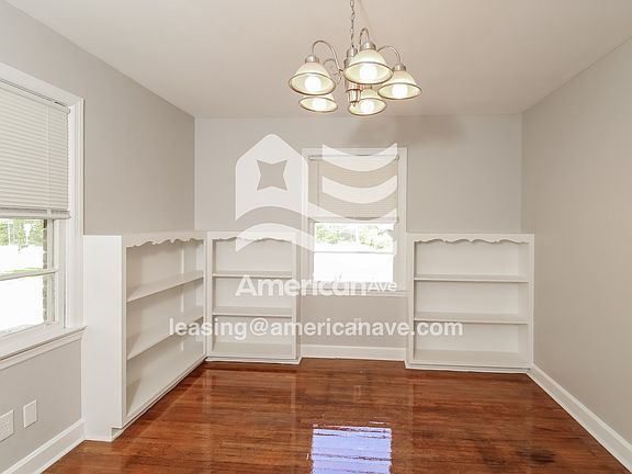 1574_004_wm_-_dining_room_12877013.jpg