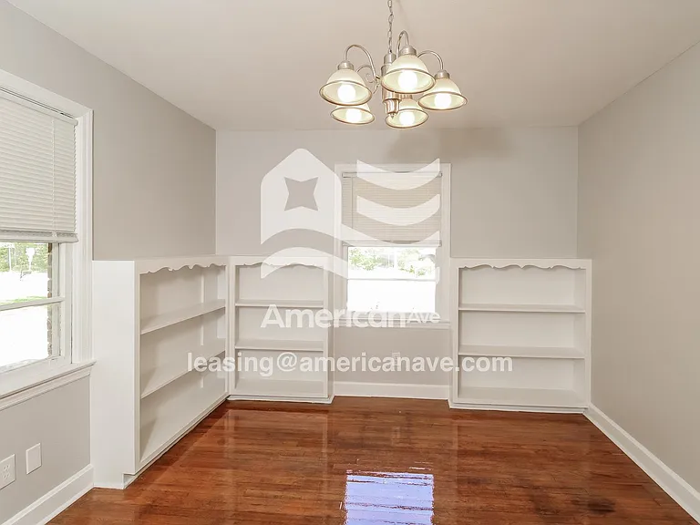 1574_004_wm_-_dining_room_12877013.jpg
