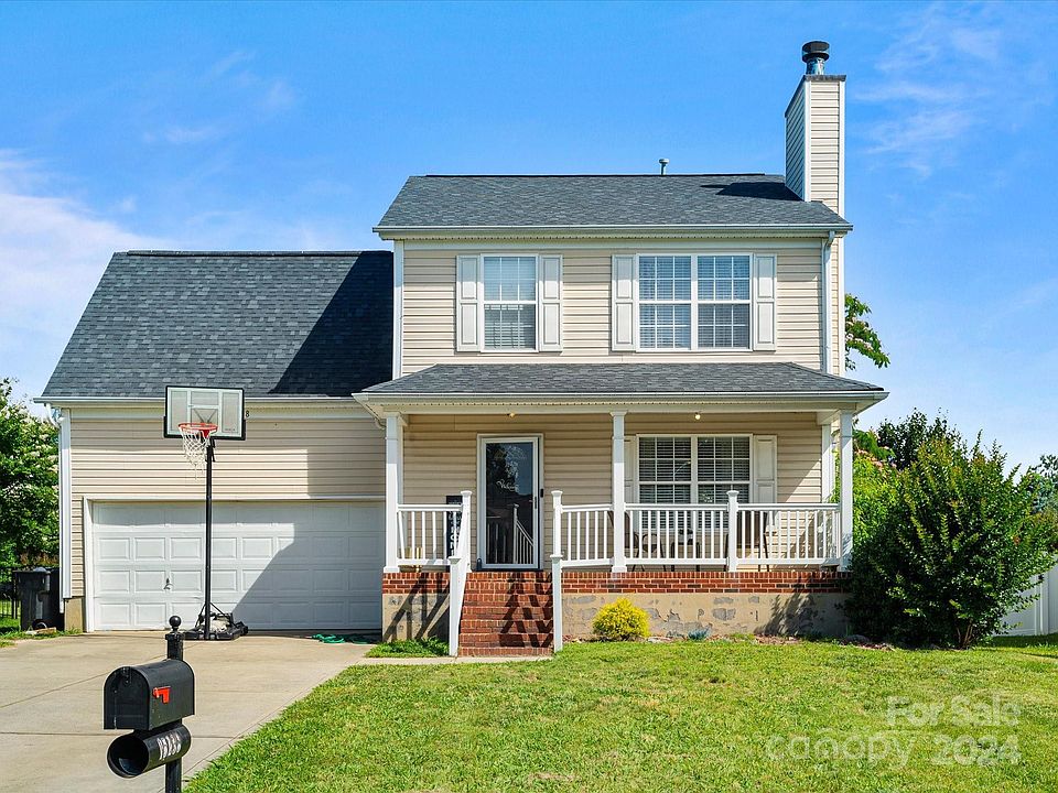 1st image of 15238 Pangborn Pl