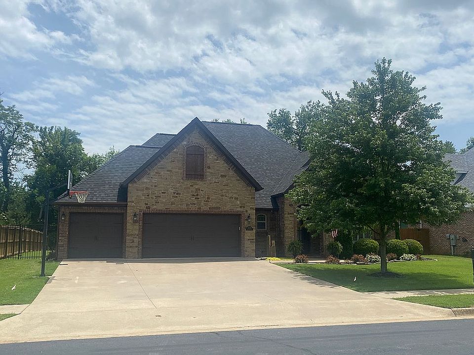 2nd image of 4202 SE 10th St