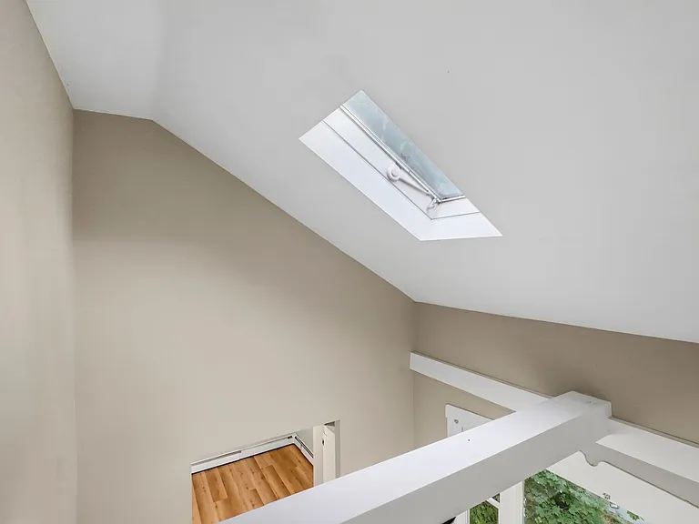 13 Oak St — Photo 15