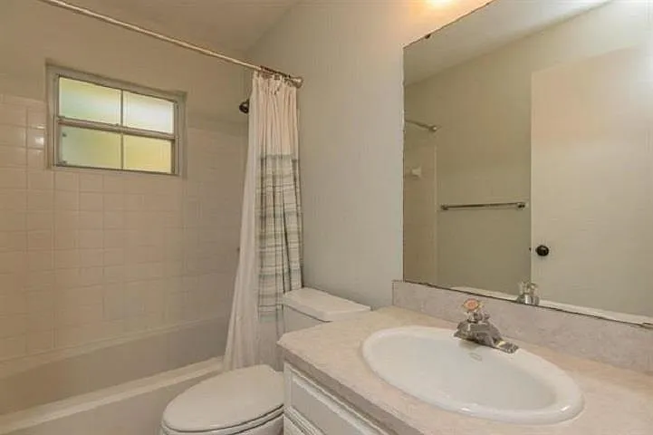 901 Mariana Pl — Photo 18