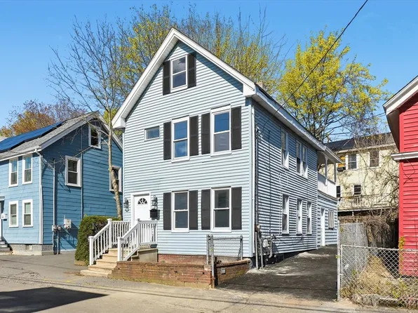 69 Harrison St, Haverhill, MA 01830