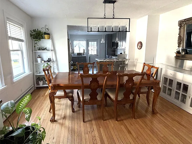 411 Elm St — Photo 7