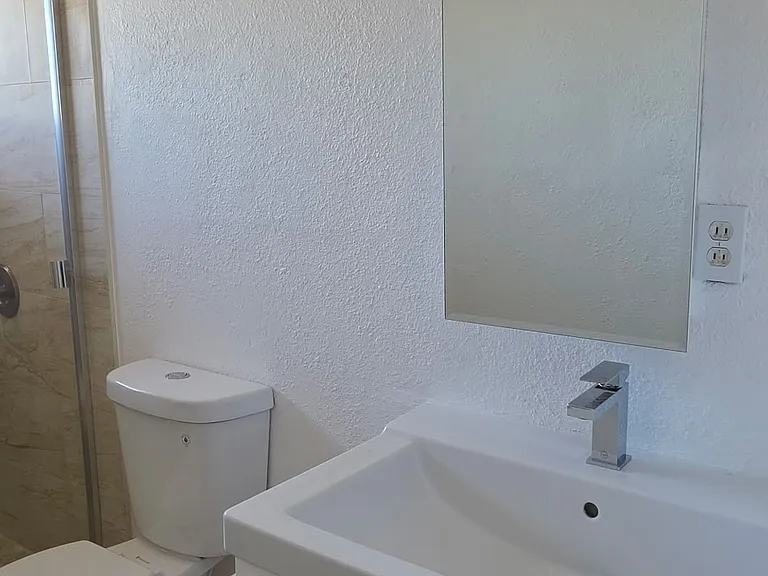 1715 Los Padres Dr — Photo 2