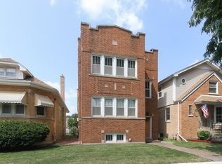 5750 N Meade Ave, Chicago, IL 60646