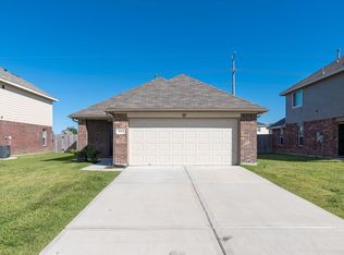 841 Canton Grass Ln, La Marque, TX 77568