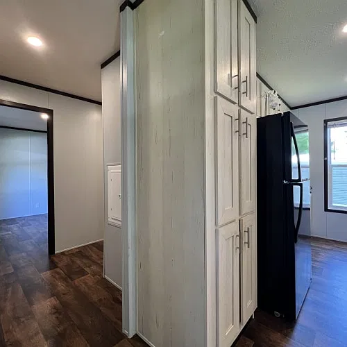 204 Falcon Dr