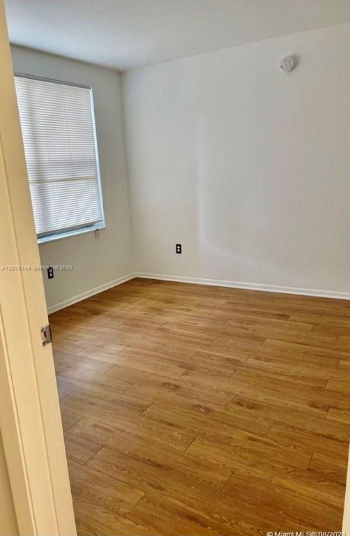 4421 W McNab Rd APT 20, photo 9