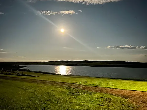 2673 52nd Ave NE, Maddock, ND 58348