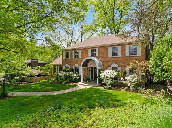 5 Patrice Ct, Pittsburgh, PA 15221