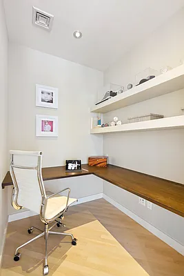 Sold by Compass | media 8