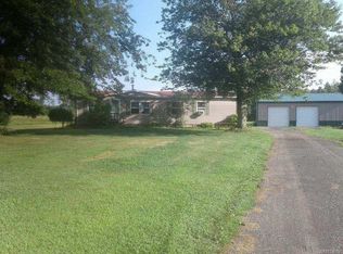 6589 Dale Rd, Newfane, NY 14108