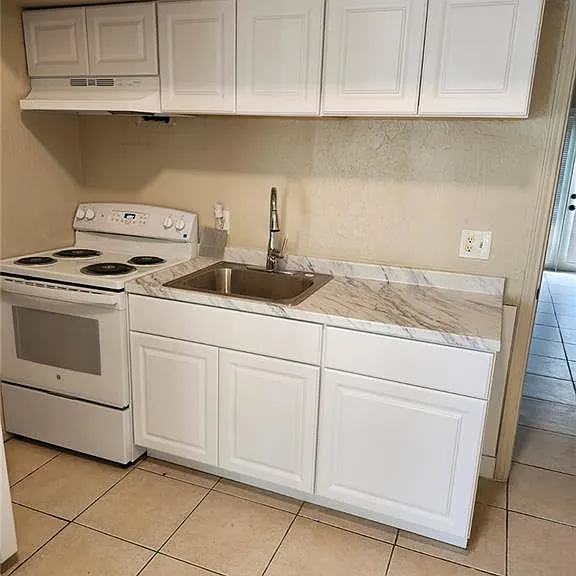 3838 Madison Ave #1 — Photo 2