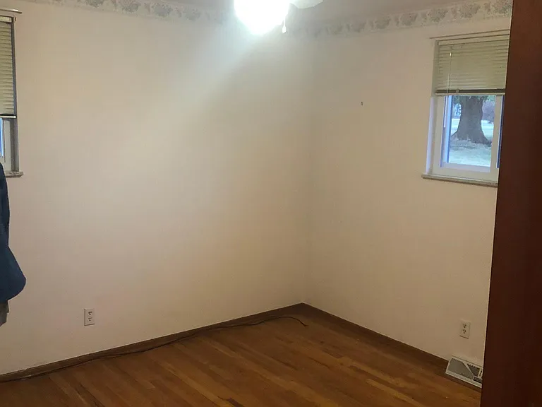 126 Andrews Trce — Photo 3