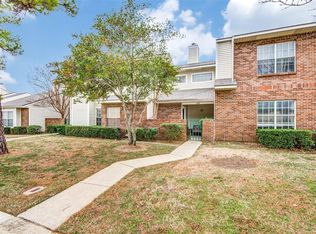 816 Creekside Dr, Lewisville, TX 75067