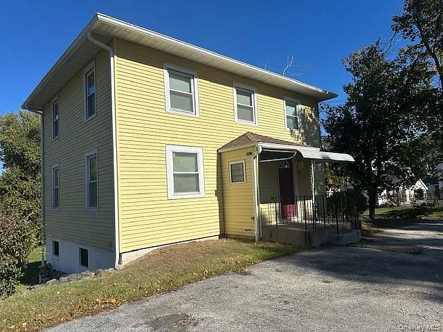 44 Church St #1
