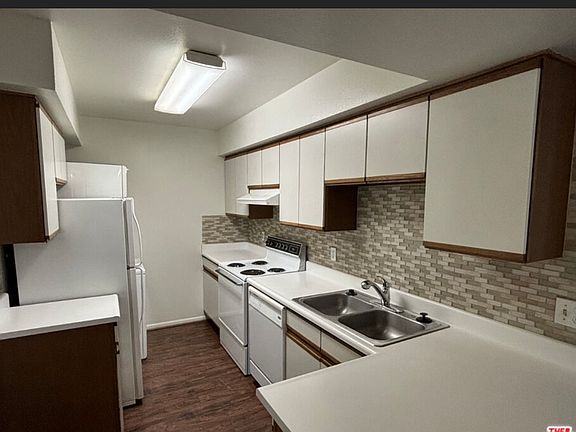 5th image of 351 N Hermosa Dr Unit 4A1