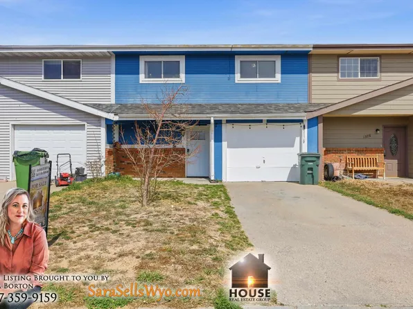 1384 Sweetwater Rd, Douglas, WY 82633