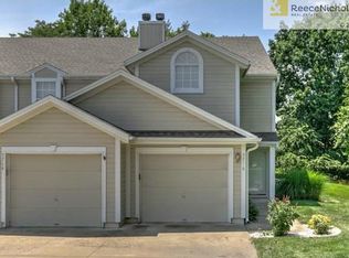 5716 NW Sunrise Meadow Cir #53D, Lees Summit, MO 64064