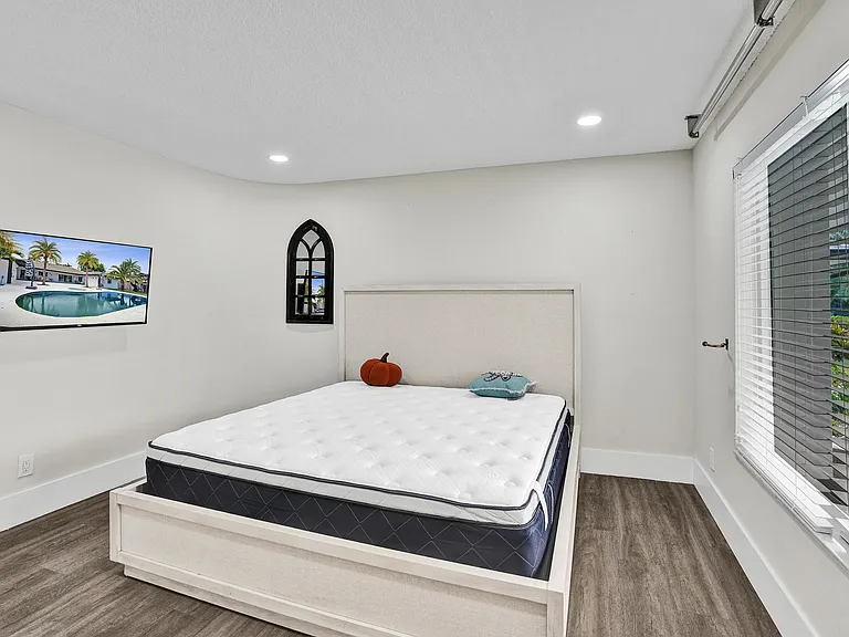 343 Layne Blvd — Photo 31