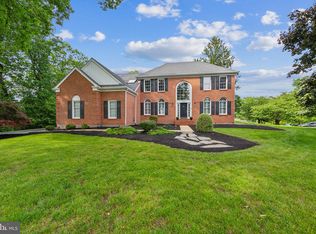 1427 Hampton Dr, Downingtown, PA 19335