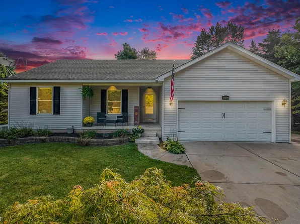 16163 Softwater Lake Dr, Linden, MI 48451