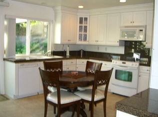 5576 E Cherry Ridge Dr, Camarillo, CA 93012